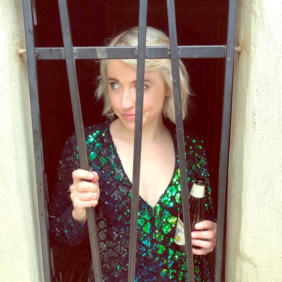 Meet your Posher, Kate - Picture 2 of 4